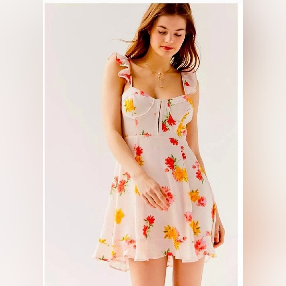 Astr White Floral Sundress with Yellow & Pink Flowers Size M